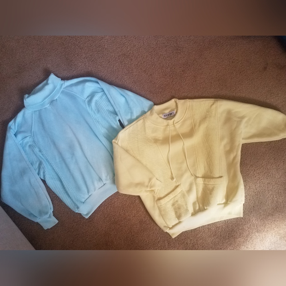 Women's vintage 80's sweatshirts